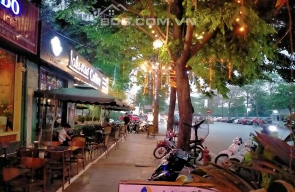 Phạm Văn Đồng - Phân lô ô tô đỗ vỉa hè, 3 thoáng, ở sướng kinh doanh đỉnh - 166m2 x 9 tầng - MT 11m